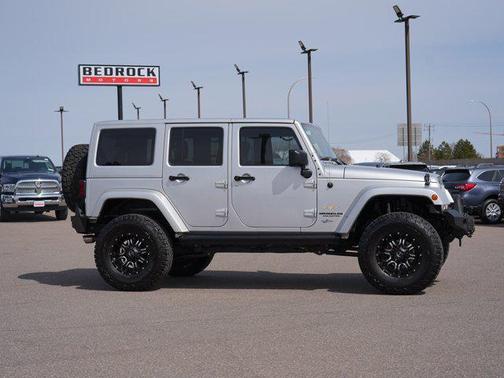 2012 Jeep Wrangler Unlimited Sahara