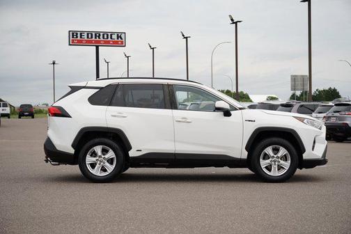 2020 Toyota RAV4 Hybrid XLE