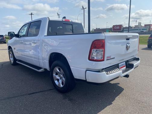 Bright White Clearcoat 2019 RAM 1500 Big Horn