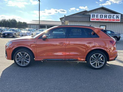 2022 Audi Q3 45 S line Premium Plus