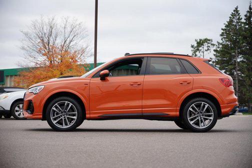 2022 Audi Q3 45 S line Premium Plus