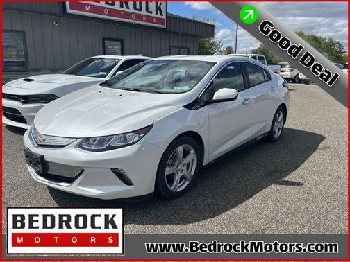 Iridescent Pearl Tricoat 2017 Chevrolet Volt LT