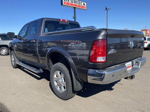 2017 RAM 2500 Big Horn Crew Cab 4x4 6'4' Box