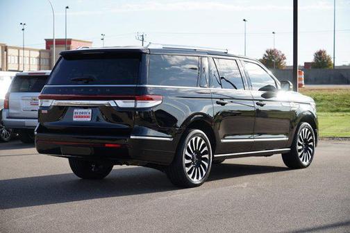 2023 Lincoln Navigator Black Label