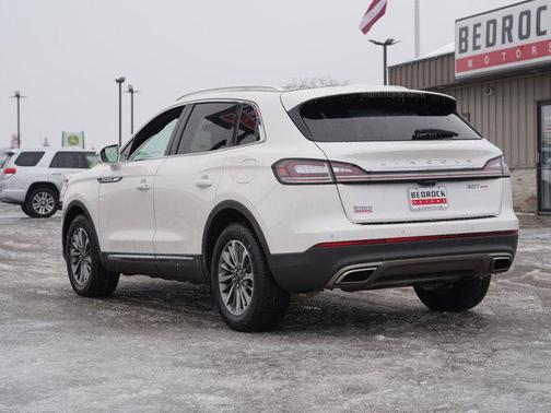 2019 Lincoln Nautilus Select