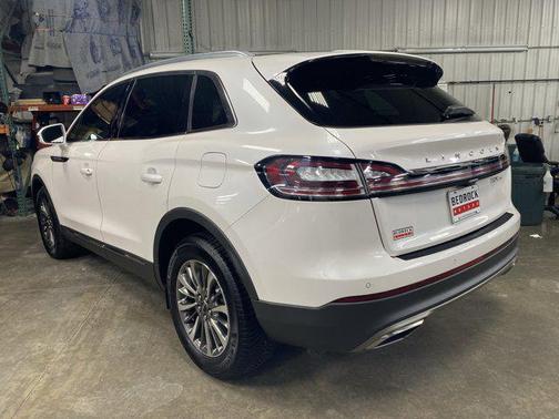 2019 Lincoln Nautilus Select