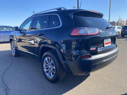 Diamond Black Crystal Pearlcoat 2019 Jeep Cherokee Latitude Plus