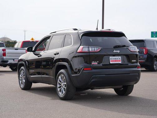 Diamond Black Crystal Pearlcoat 2019 Jeep Cherokee Latitude Plus