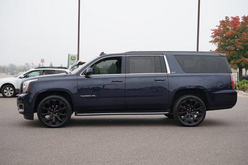 2017 GMC Yukon XL SLT