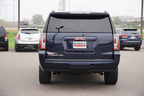 2017 GMC Yukon XL SLT