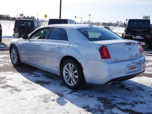 2020 Chrysler 300 Limited