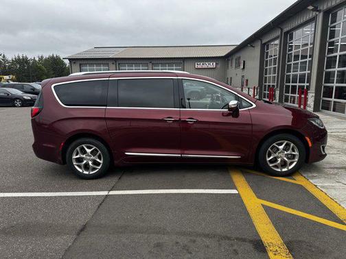 2018 Chrysler Pacifica Limited