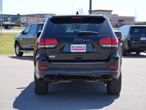 Diamond Black Crystal Pearlcoat 2020 Jeep Grand Cherokee High Altitude