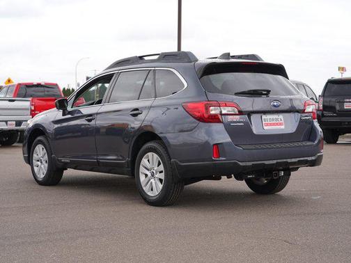 Carbide Gray Metallic 2017 Subaru Outback 2.5i Premium
