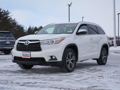 2016 Toyota Highlander XLE