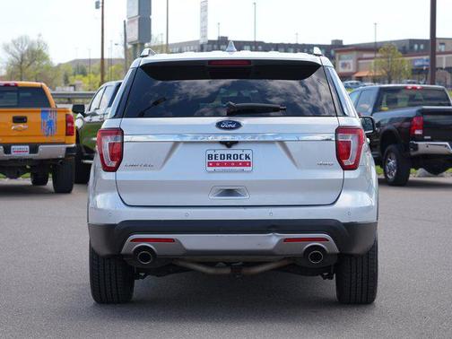 Ingot Silver Metallic 2016 Ford Explorer Limited