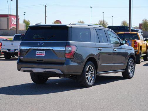 Magnetic Metallic 2018 Ford Expedition Max Limited