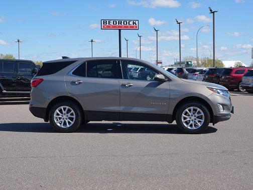 Pepperdust Metallic 2019 Chevrolet Equinox 1LT