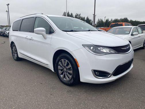 2019 Chrysler Pacifica Touring-L Plus