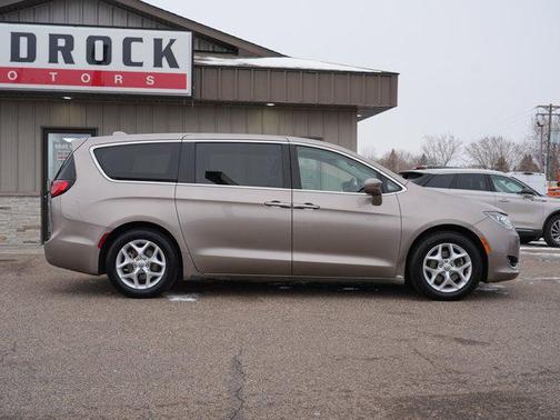 2018 Chrysler Pacifica Touring Plus