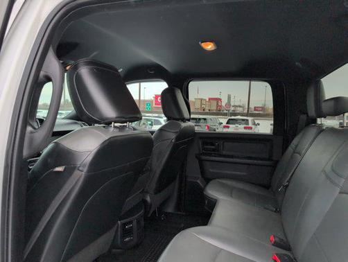 2022 RAM 2500 Tradesman Crew Cab 4x4 8' Box