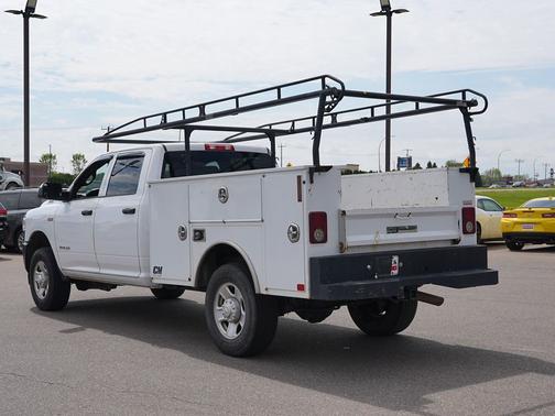 Bright White Clearcoat 2022 RAM 2500 Tradesman Crew Cab 4x4 8' Box