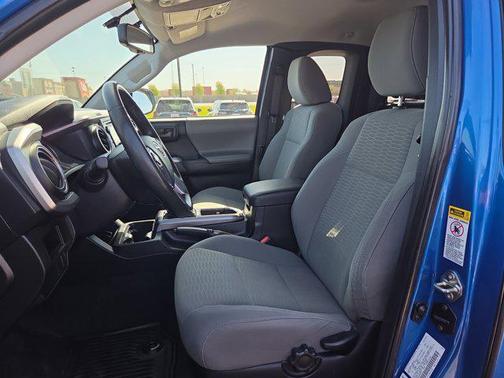 Blazing Blue Pearl 2016 Toyota Tacoma SR5