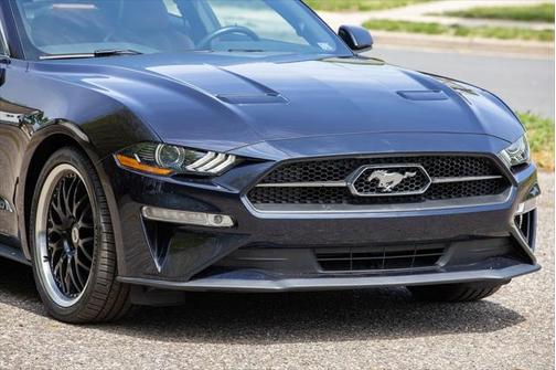 2021 Ford Mustang EcoBoost Premium