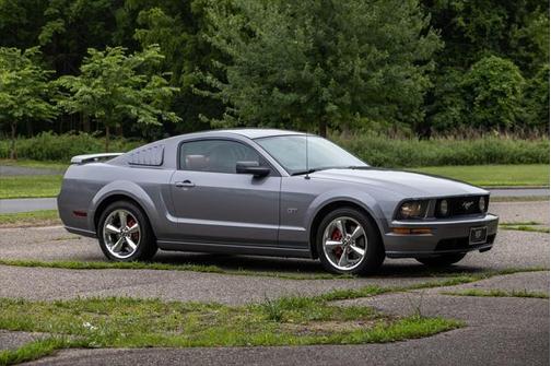 2006 Ford Mustang GT Premium