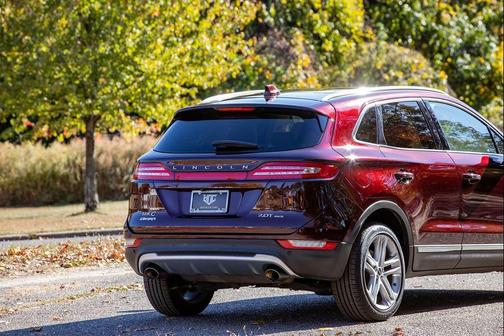 Burgundy Velvet Metallic Tinted Clearcoat 2017 Lincoln MKC Reserve