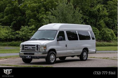 2011 Ford E350 Super Duty XL