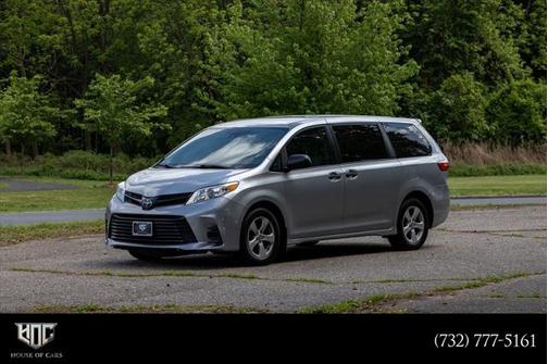 2018 Toyota Sienna SE