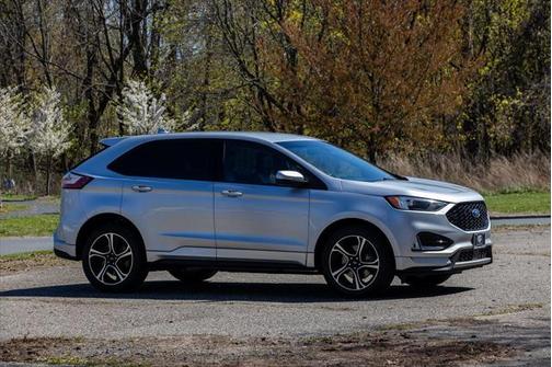 2019 Ford Edge ST