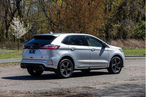 2019 Ford Edge ST