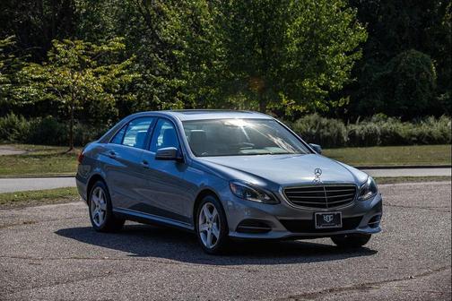 2014 Mercedes-Benz E-Class 4MATIC Luxury Sedan
