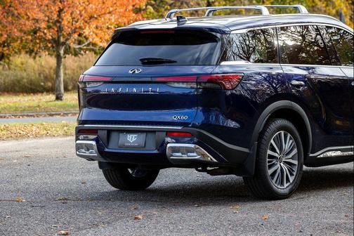 2022 INFINITI QX60 SENSORY