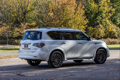 2016 INFINITI QX80 Limited
