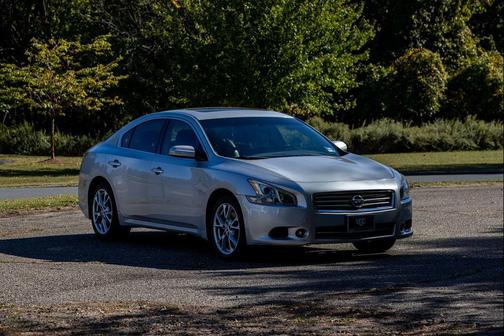 2014 Nissan Maxima SV