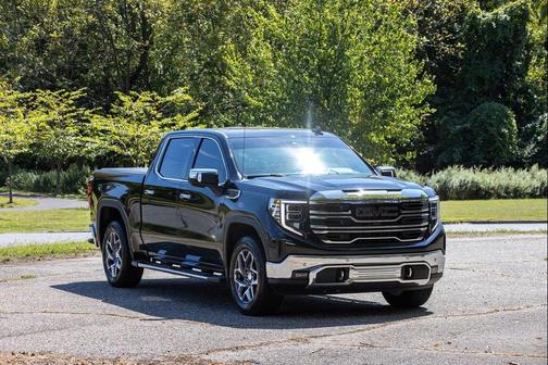 2022 GMC Sierra 1500 SLT