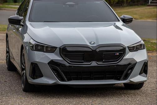 2024 BMW i5 M60