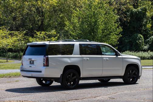 2020 GMC Yukon XL SLT