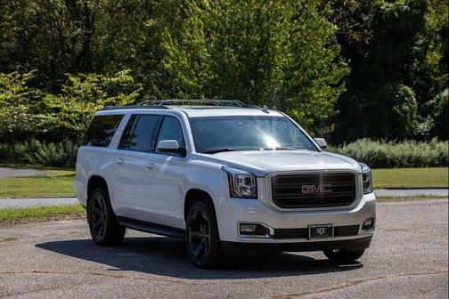 2020 GMC Yukon XL SLT