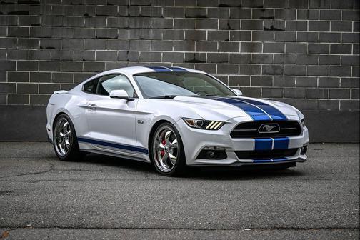 Oxford White 2015 Ford Mustang GT Premium