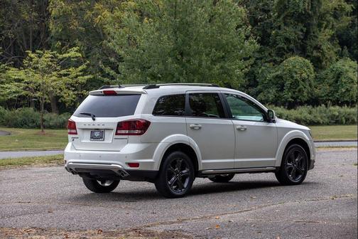 2018 Dodge Journey Crossroad