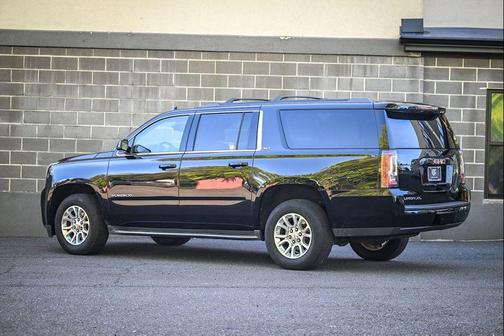 Onyx Black 2019 GMC Yukon XL SLT