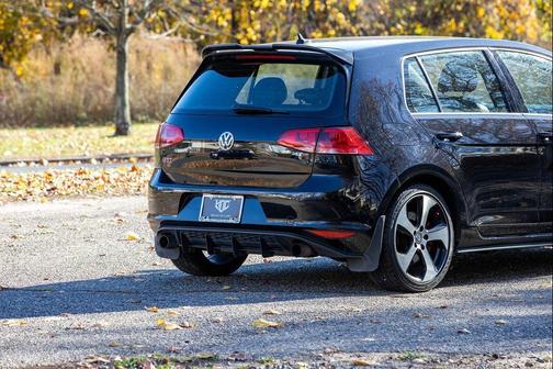 2016 Volkswagen Golf GTI 2.0T Autobahn w/Performance Package 4-Door