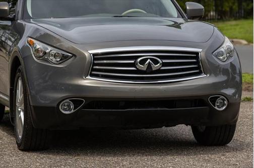 2015 INFINITI QX70 Base