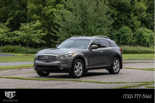 2015 INFINITI QX70 Base