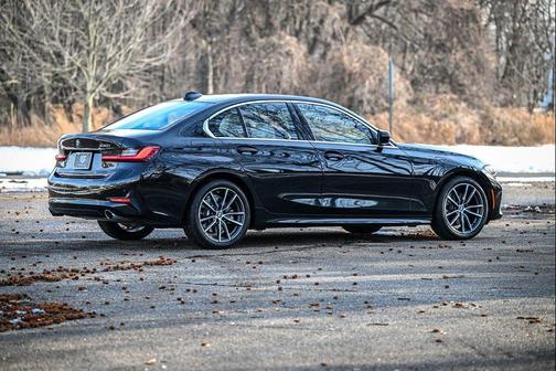 2019 BMW 330 xDrive