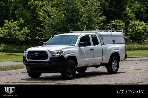 2018 Toyota Tacoma SR